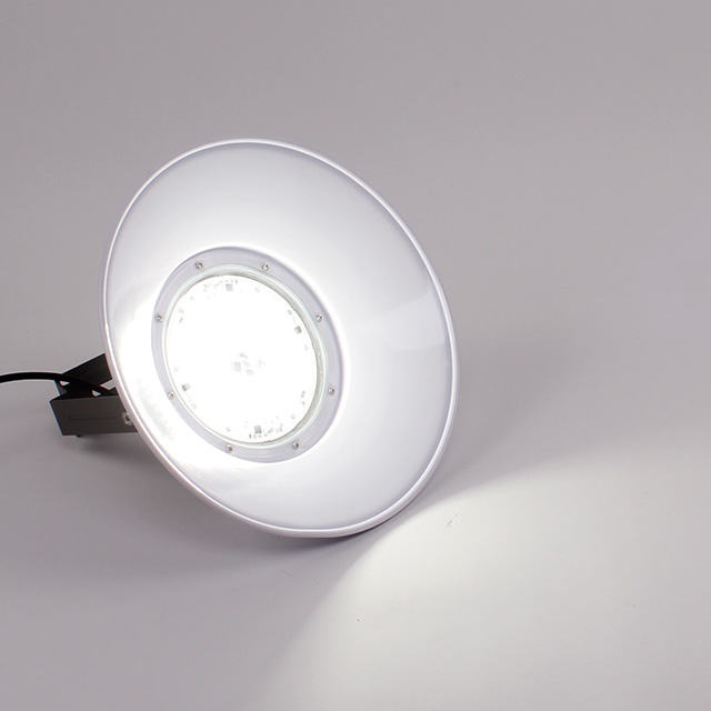 LED공장등 100W 150W 200W 야외조명 고효율 실외 공장등 방수제품