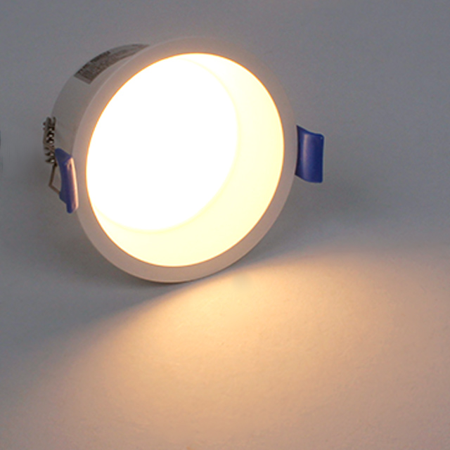 더쎈 LED 다운라이트 에코 케빈 3인치 8W 움푹 슬림테 매입등 플리커프리 특가